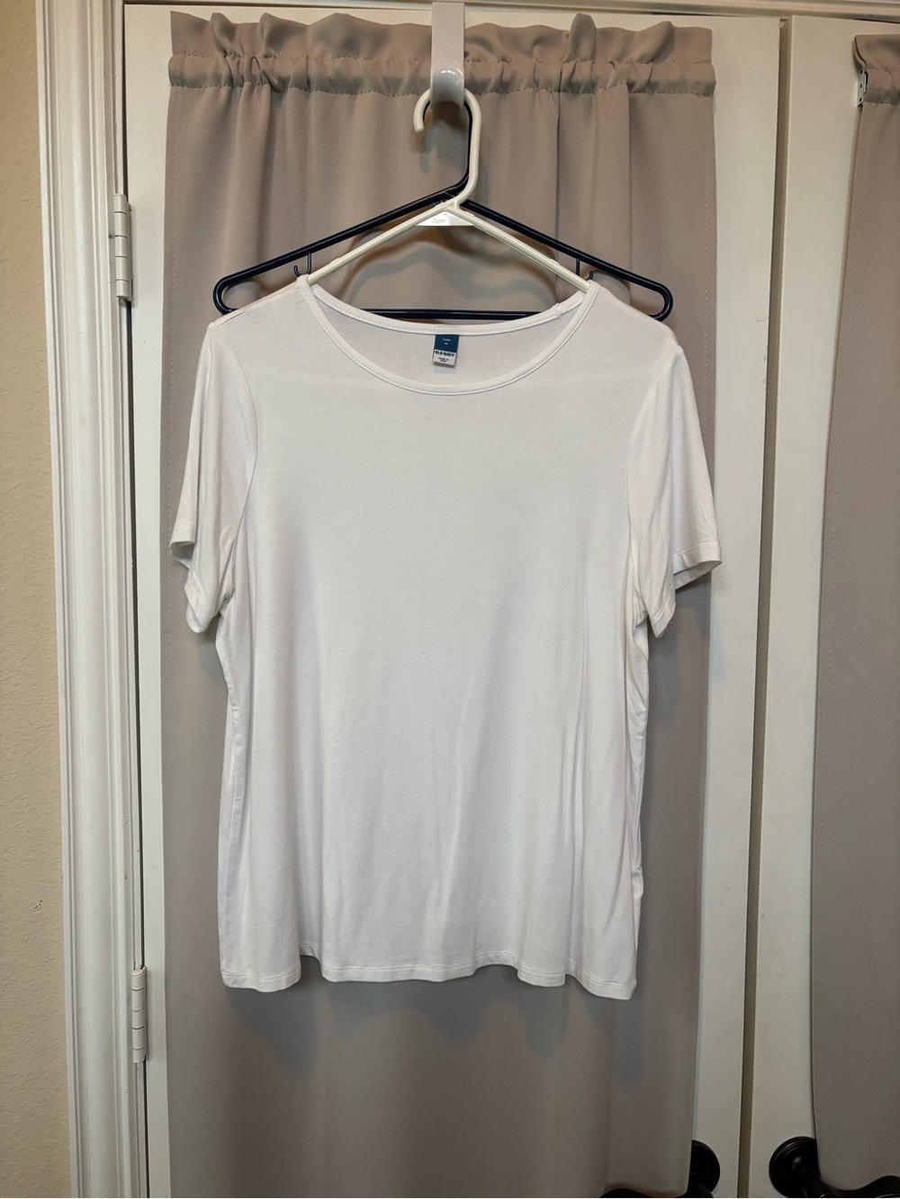 Old Navy White Luxe Short Sleeve Tee